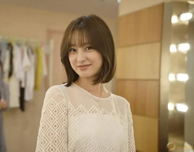 Short Layered Bob korean