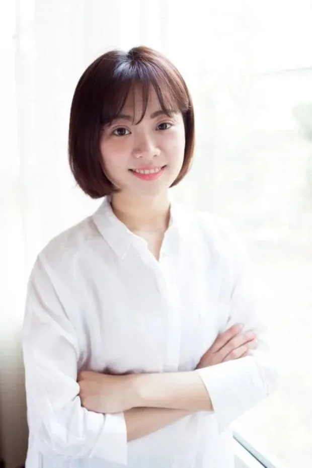 Straight Bob with Side Bangs korean